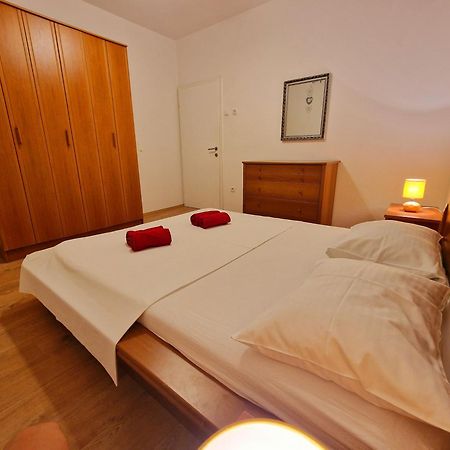 Residence Biocic Donji Okrug  Kamer foto
