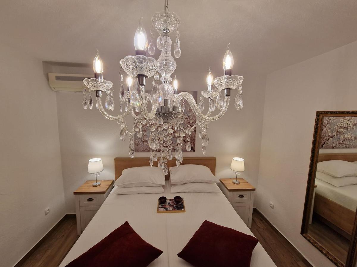 Residence Biocic Donji Okrug  Buitenkant foto