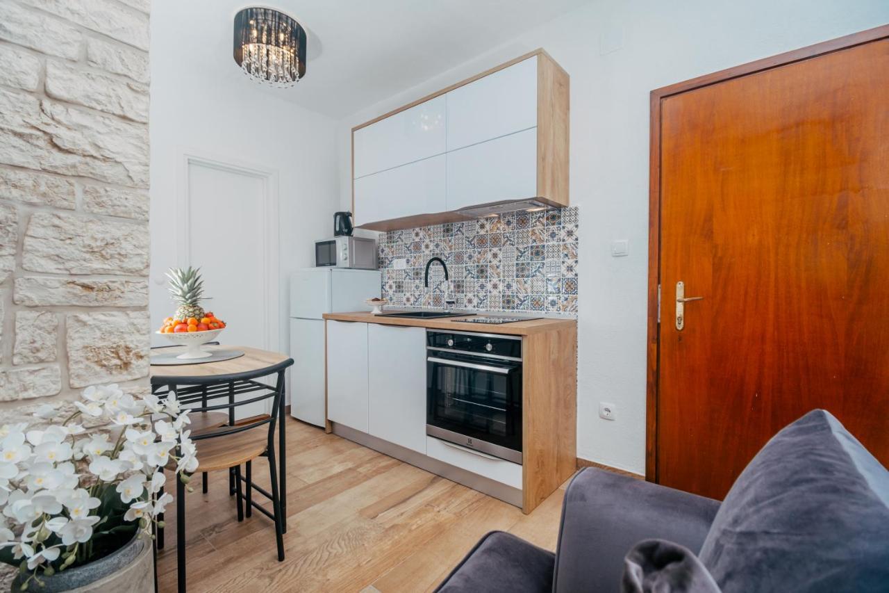 Residence Biocic Donji Okrug  Buitenkant foto