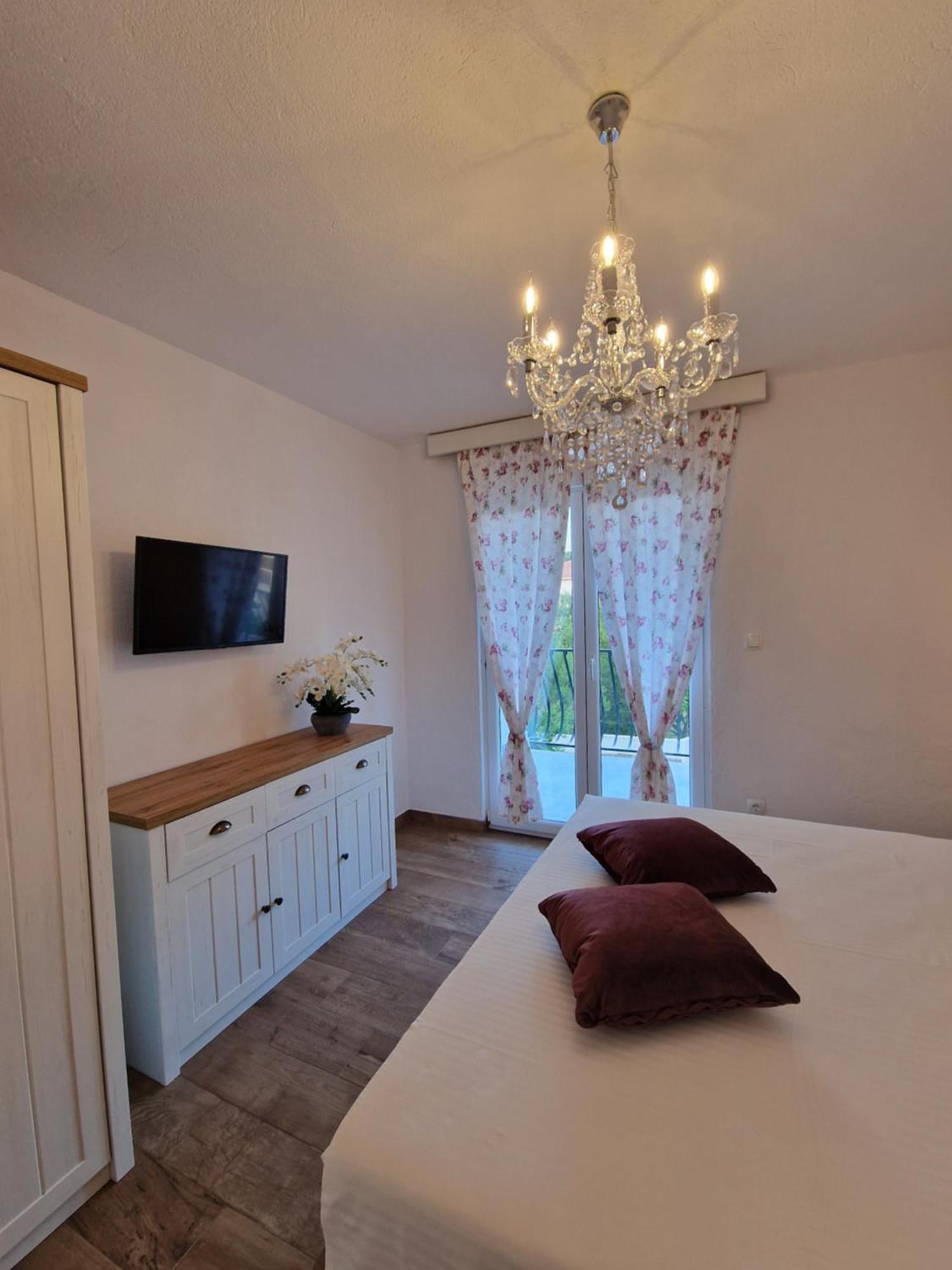 Residence Biocic Donji Okrug  Kamer foto