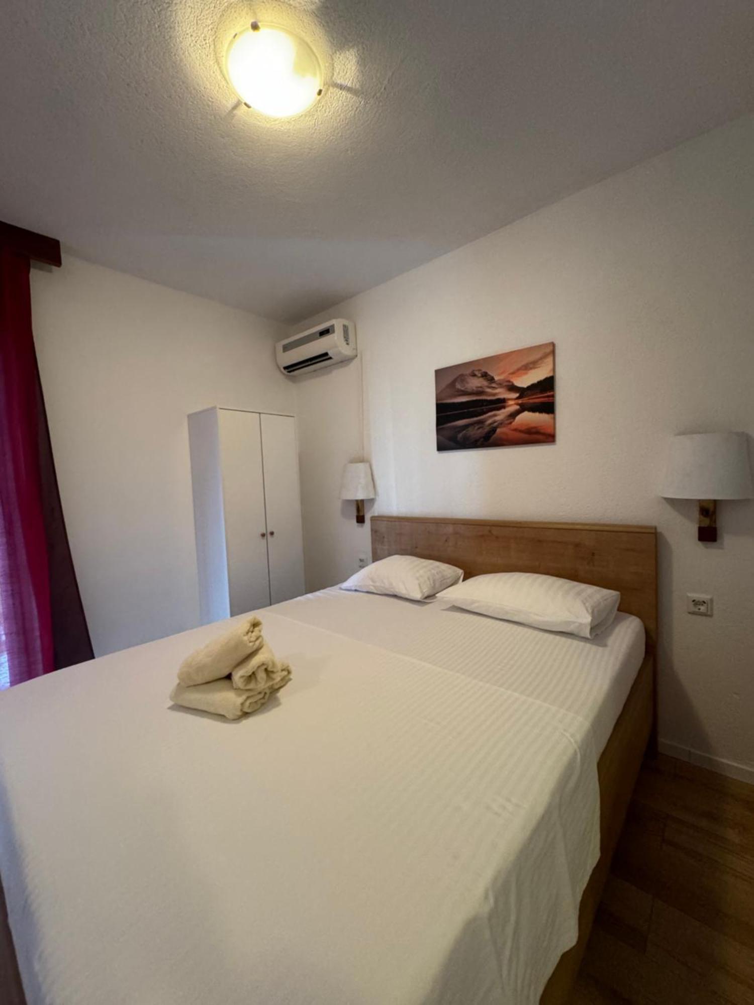 Residence Biocic Donji Okrug  Buitenkant foto